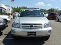 Millenium Silver Metallic - Highlander 4WD Photo No. 2