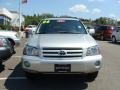 2006 Millenium Silver Metallic Toyota Highlander 4WD  photo #2