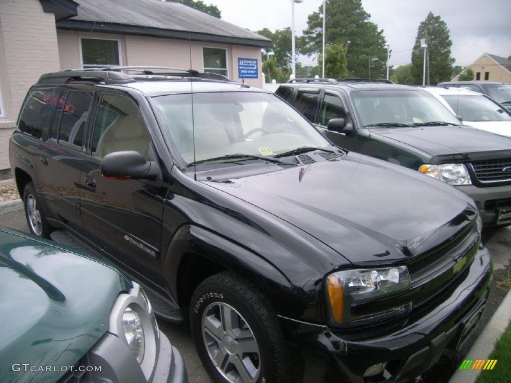 2004 TrailBlazer EXT LT 4x4 - Black / Light Cashmere photo #6