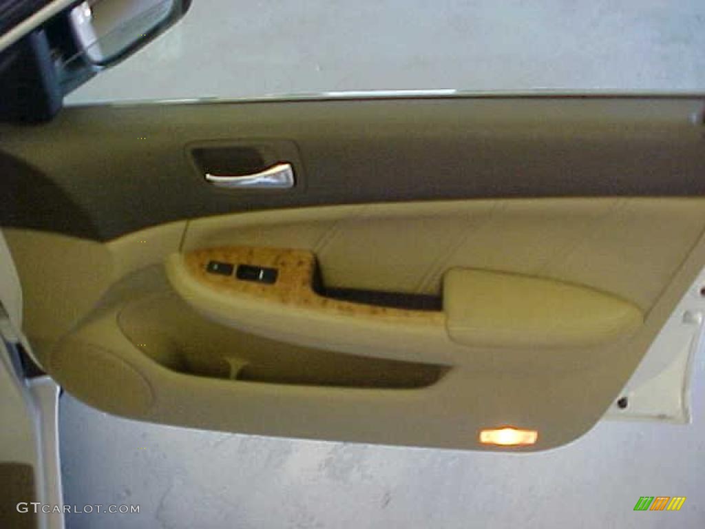 2003 Accord EX V6 Sedan - Taffeta White / Ivory photo #5