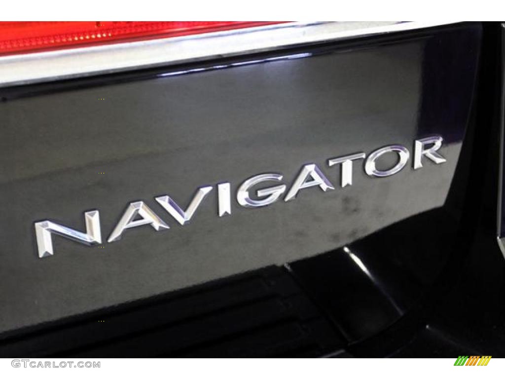 2008 Navigator Elite 4x4 - Black / Charcoal Black photo #39