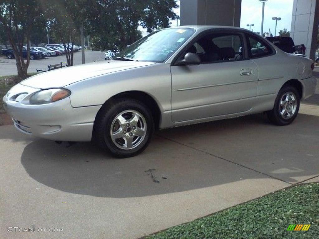 2001 Escort ZX2 Coupe - Silver Frost Metallic / Dark Charcoal photo #19