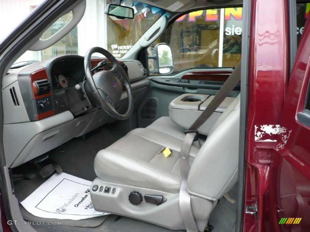 2006 F350 Super Duty Lariat Crew Cab 4x4 - Dark Toreador Red Metallic / Medium Flint photo #11