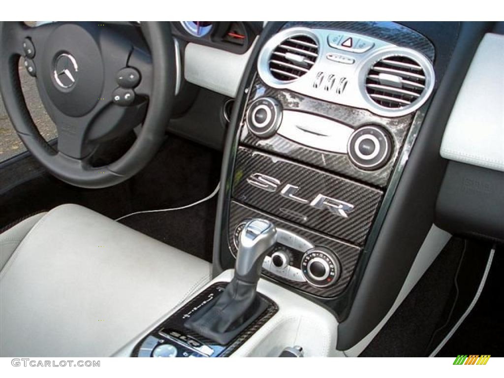 2008 Mercedes-Benz SLR McLaren Roadster Controls Photo #35040580