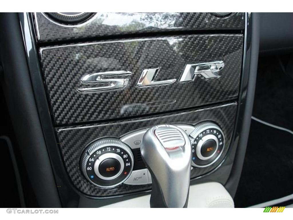 2008 Mercedes-Benz SLR McLaren Roadster Marks and Logos Photos