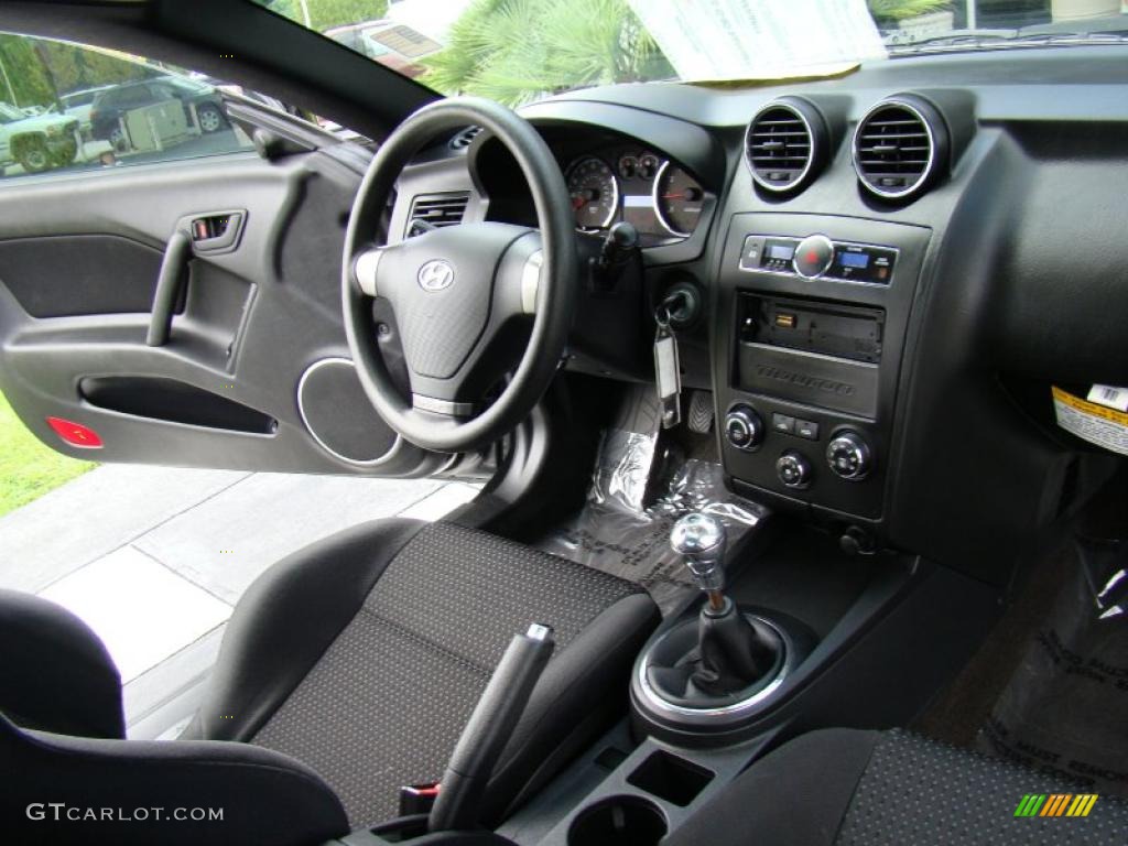 2007 Tiburon GS - Black Pearl / Black photo #13