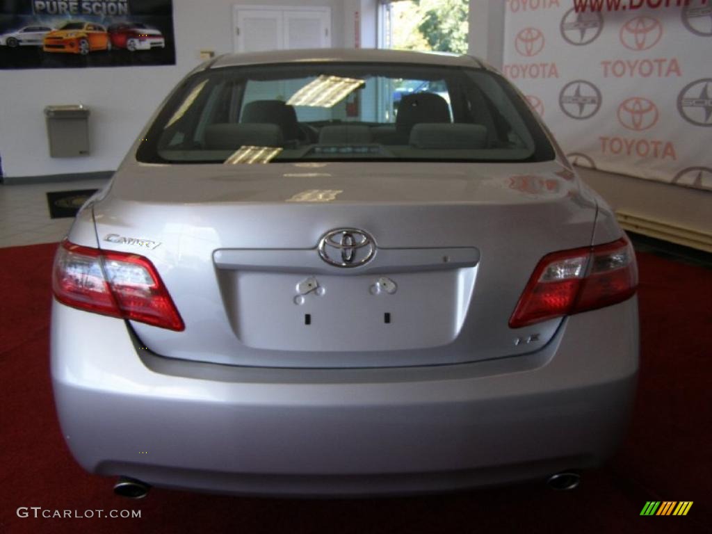 2007 Camry LE V6 - Titanium Metallic / Ash photo #7