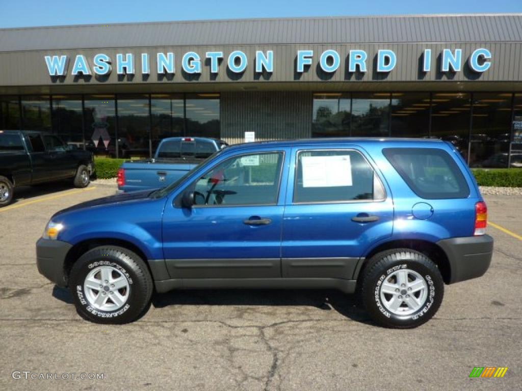 2007 Escape XLS 4WD - Vista Blue Metallic / Medium/Dark Flint photo #1