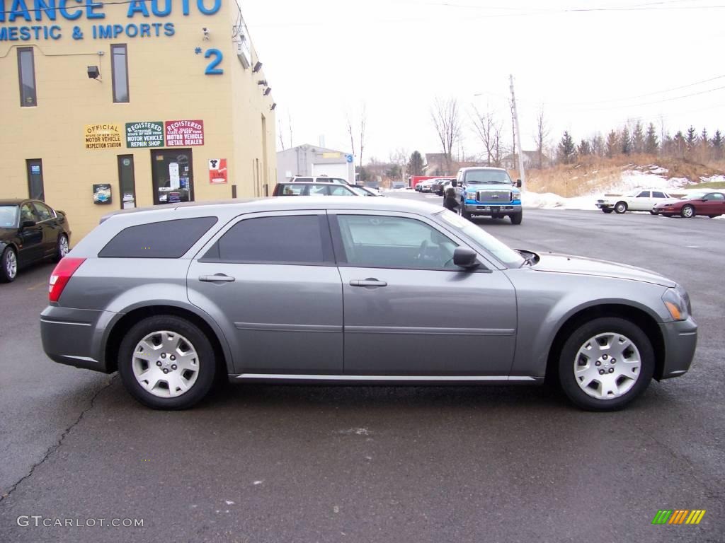 2005 Magnum SE - Mineral Gray Metallic / Dark Slate Gray/Medium Slate Gray photo #18