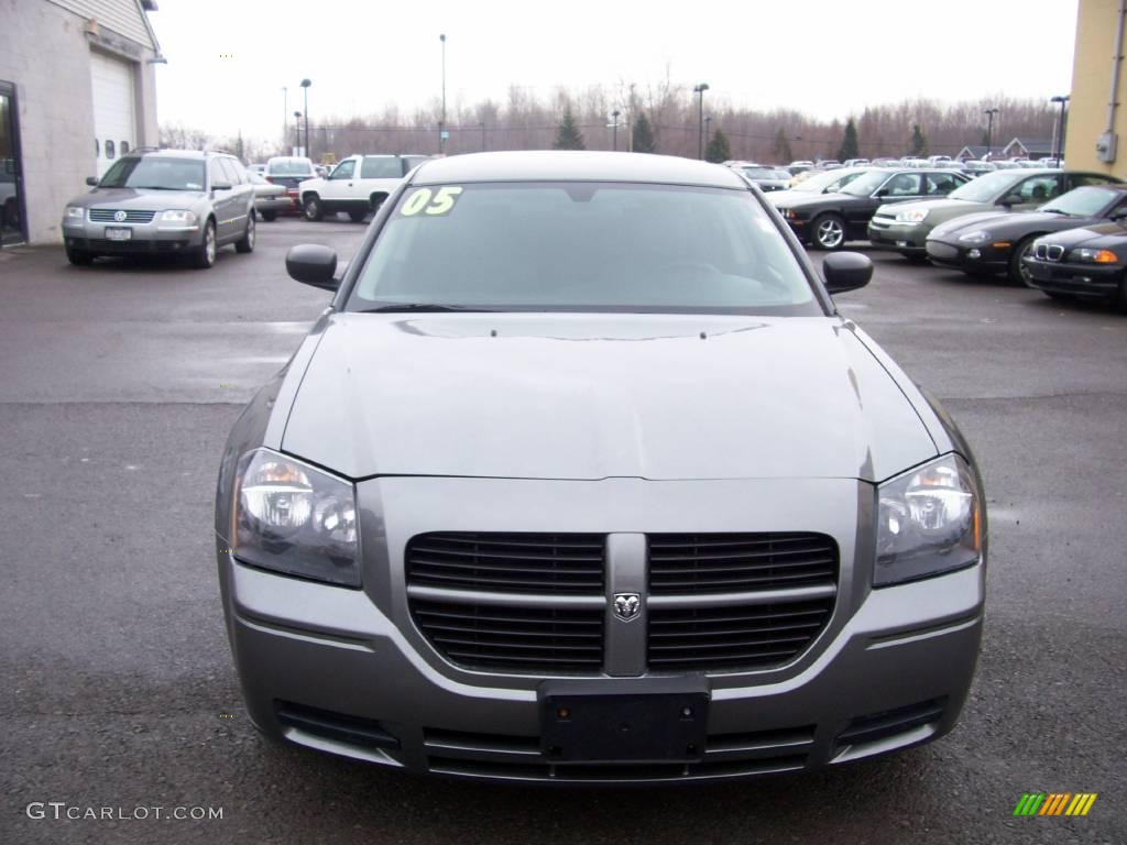 2005 Magnum SE - Mineral Gray Metallic / Dark Slate Gray/Medium Slate Gray photo #19