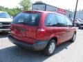 Inferno Red Crystal Pearl - Caravan SE Photo No. 10