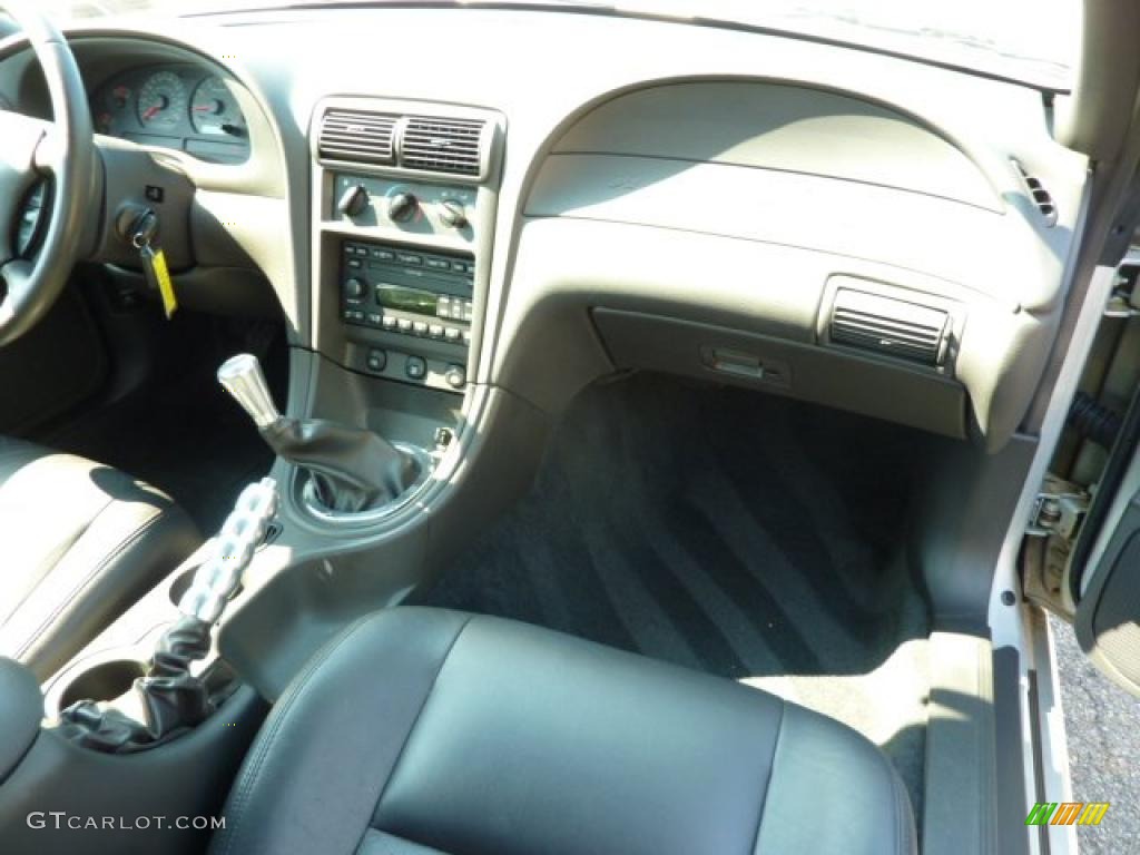 2002 Mustang GT Coupe - Satin Silver Metallic / Dark Charcoal photo #16