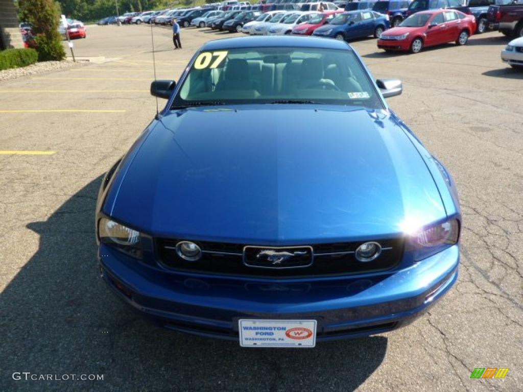 2007 Mustang V6 Deluxe Coupe - Vista Blue Metallic / Light Graphite photo #7