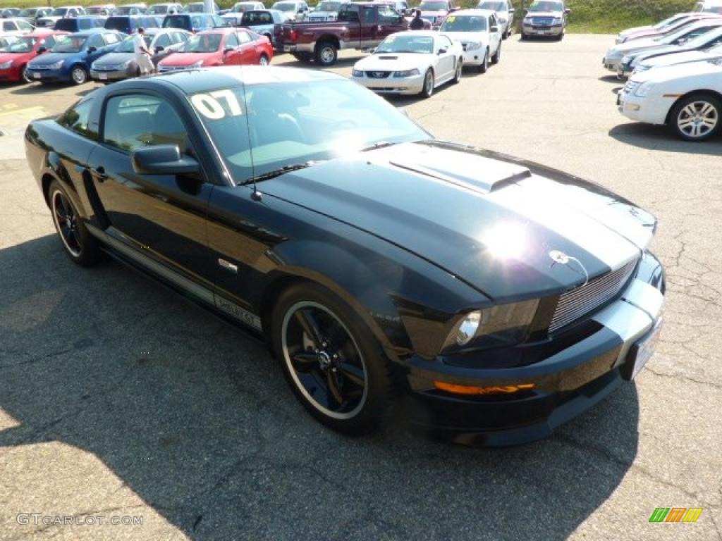 2007 Mustang Shelby GT Coupe - Black / Dark Charcoal photo #6