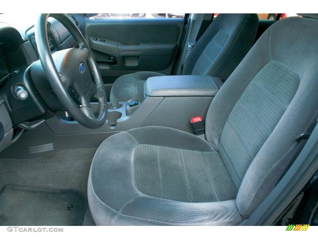 2002 Explorer XLT - Black Clearcoat / Graphite photo #5