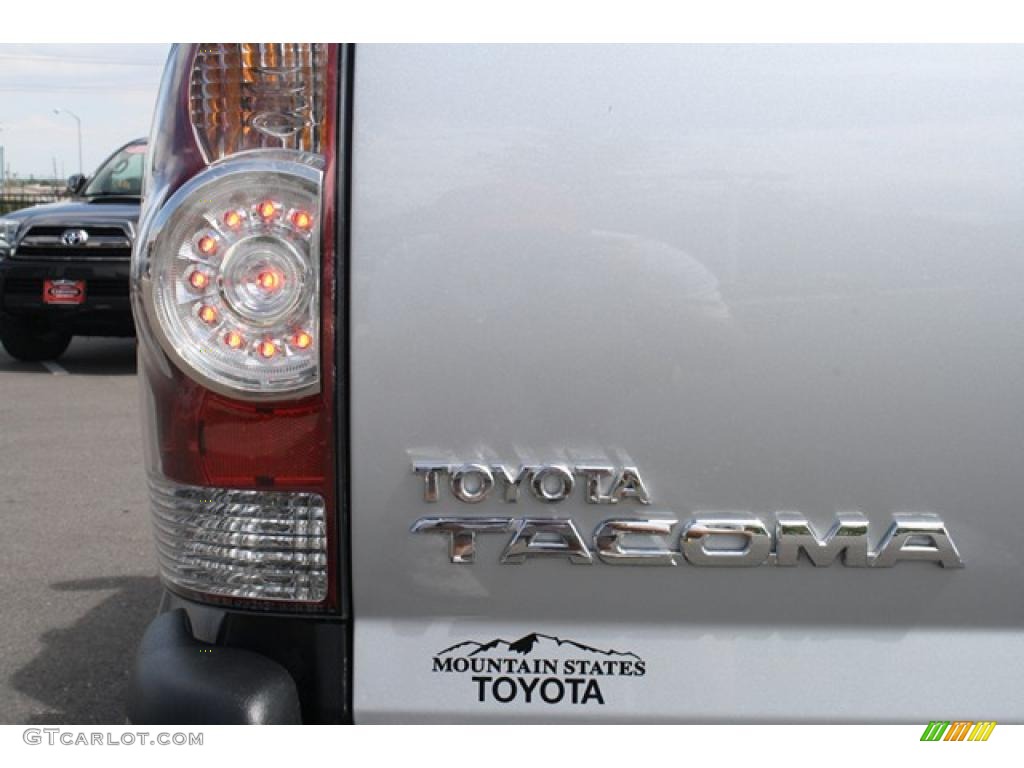 2009 Tacoma Regular Cab 4x4 - Silver Streak Mica / Graphite Gray photo #26