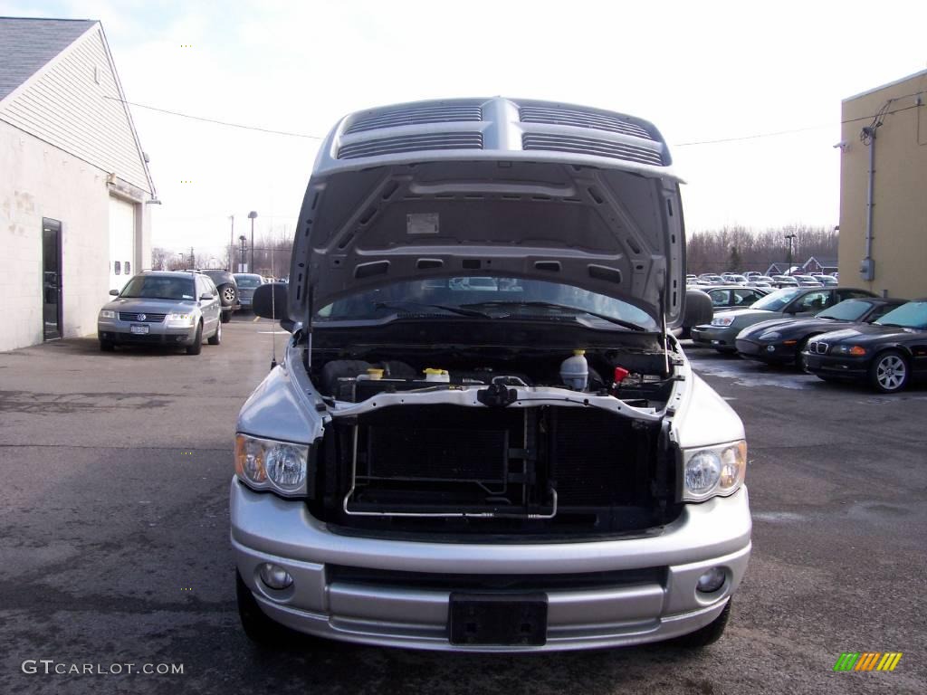 2005 Ram 1500 SLT Quad Cab 4x4 - Bright Silver Metallic / Dark Slate Gray photo #5