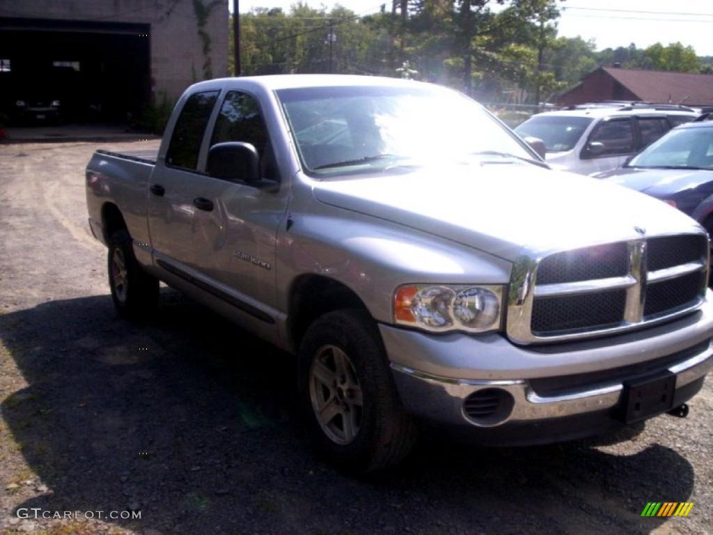 2002 Ram 1500 Sport Quad Cab 4x4 - Bright Silver Metallic / Dark Slate Gray photo #2