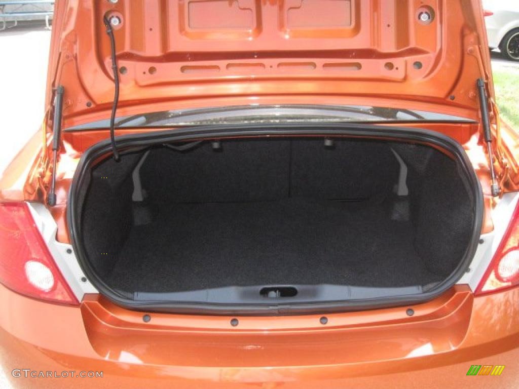 2007 Cobalt LS Sedan - Sunburst Orange Metallic / Gray photo #24