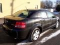 Brilliant Black Crystal Pearl - Avenger SE Photo No. 3
