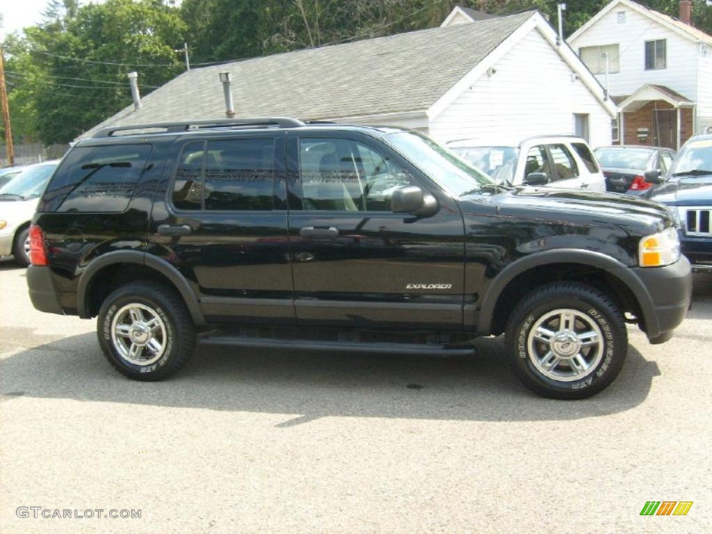 2004 Explorer XLS 4x4 - Black / Graphite photo #9