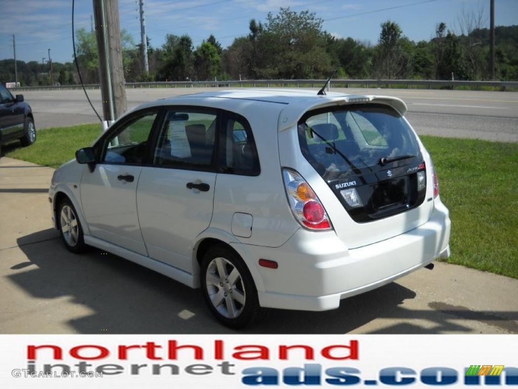 2006 Aerio SX AWD Sport Wagon - White Pearl / Black photo #4