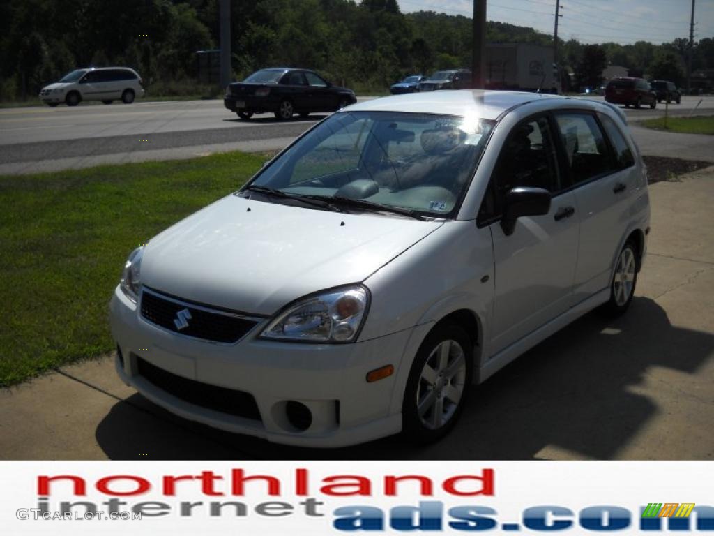 2006 Aerio SX AWD Sport Wagon - White Pearl / Black photo #13