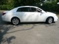 Blizzard White Pearl - Avalon XLS Photo No. 3