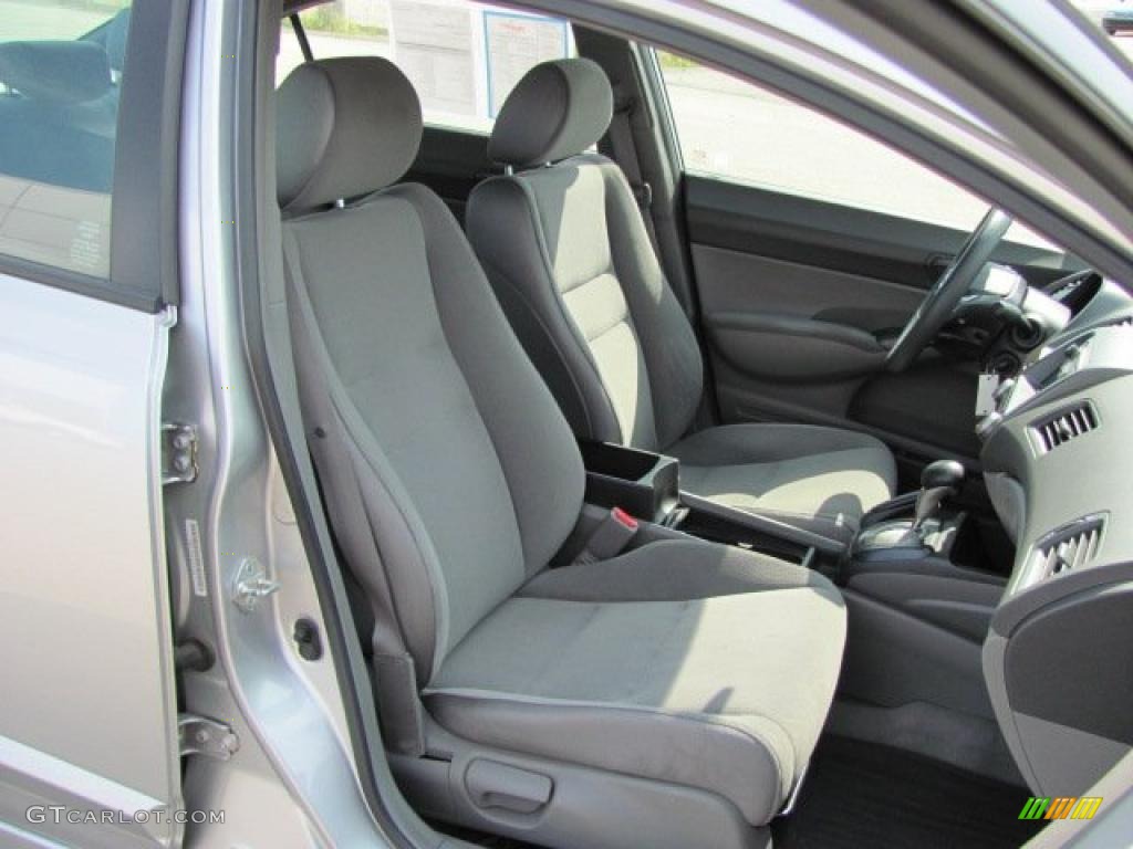 2006 Civic DX Sedan - Alabaster Silver Metallic / Gray photo #6