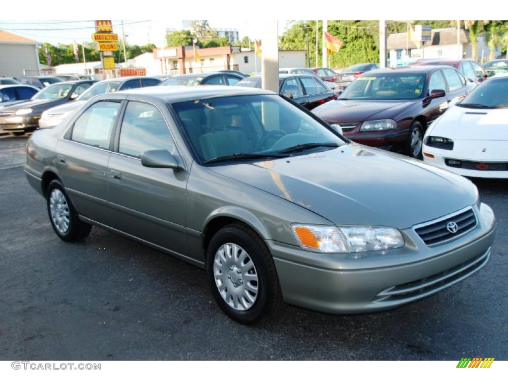 2000 Camry LE - Cashmere Beige Metallic / Gray photo #4