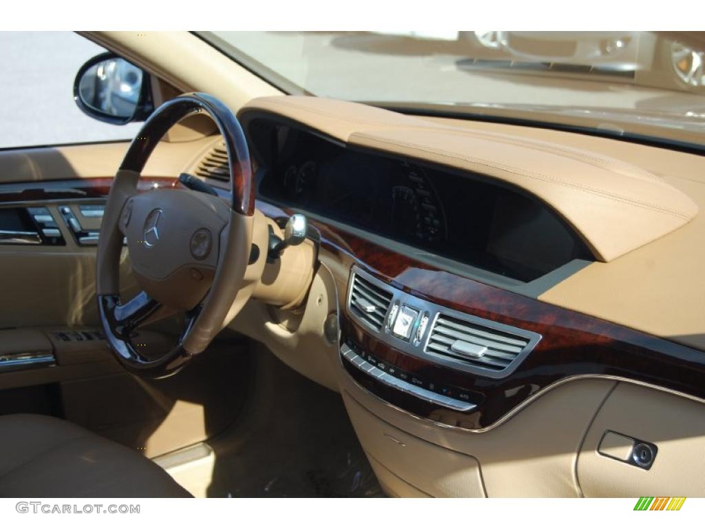 2008 S 550 Sedan - Black / Cashmere/Savanna photo #11