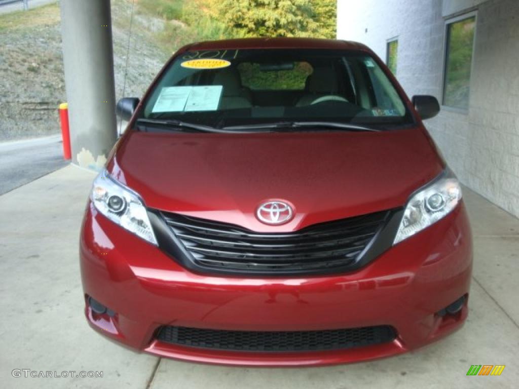 2011 Sienna  - Salsa Red Pearl / Light Gray photo #6