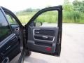 Brilliant Black - Raider LS Double Cab Photo No. 13