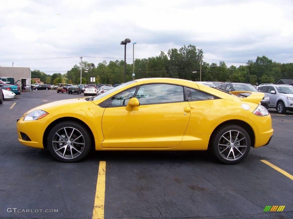2009 Eclipse GT Coupe - Solar Satin Yellow / Dark Charcoal photo #2