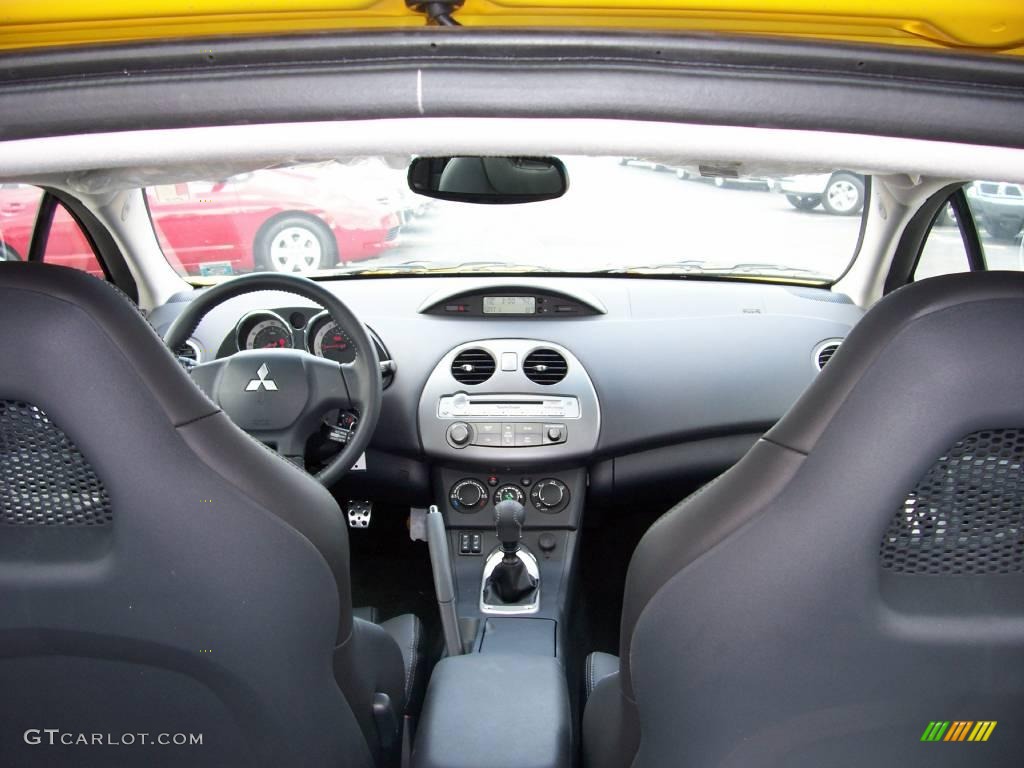 2009 Eclipse GT Coupe - Solar Satin Yellow / Dark Charcoal photo #15