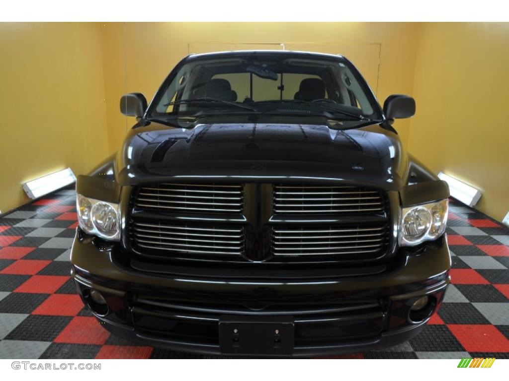 2004 Ram 1500 SLT Sport Quad Cab - Black / Dark Slate Gray photo #2