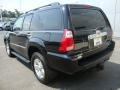 Black - 4Runner SR5 Photo No. 3