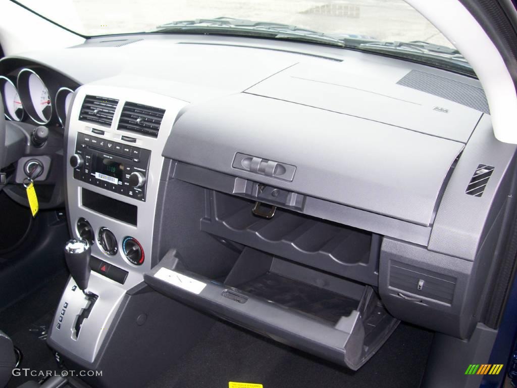 2009 Caliber SXT - Deep Water Blue Pearl / Dark Slate Gray photo #13