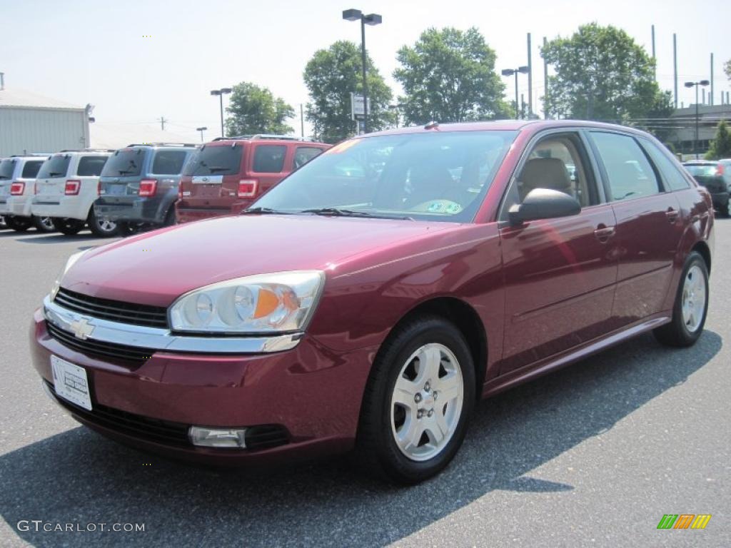 2004 Malibu Maxx LT Wagon - Sport Red Metallic / Neutral photo #4