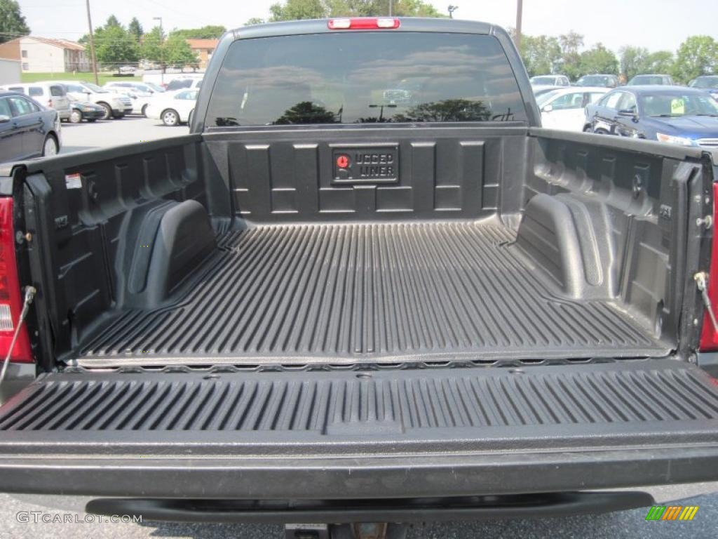 2003 Silverado 2500HD LT Extended Cab 4x4 - Dark Gray Metallic / Medium Gray photo #9