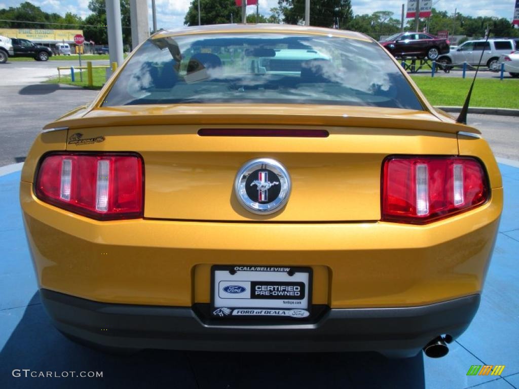 2010 Mustang V6 Coupe - Sunset Gold Metallic / Charcoal Black photo #4