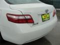 Super White - Camry LE Photo No. 23