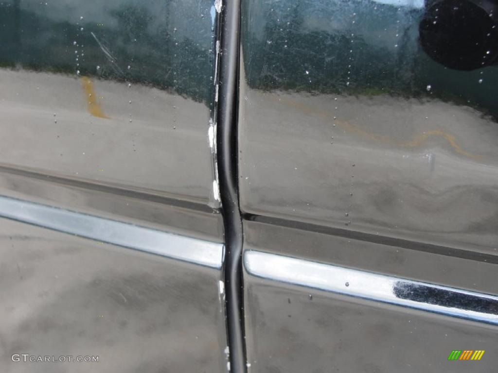 2004 F150 XL Regular Cab - Black / Dark Flint photo #27