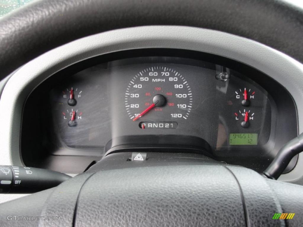 2004 F150 XL Regular Cab - Black / Dark Flint photo #49