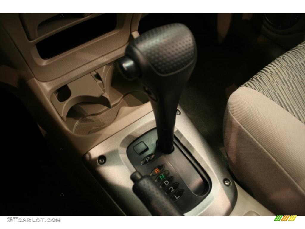 2003 RAV4  - Natural White / Taupe photo #13