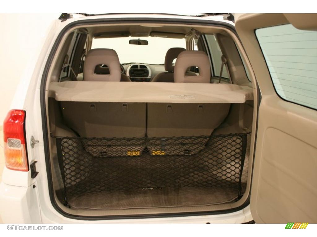2003 RAV4  - Natural White / Taupe photo #17