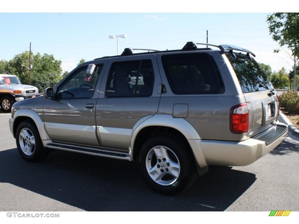 2002 QX4 4x4 - Bronze Metallic / Stone Beige photo #4