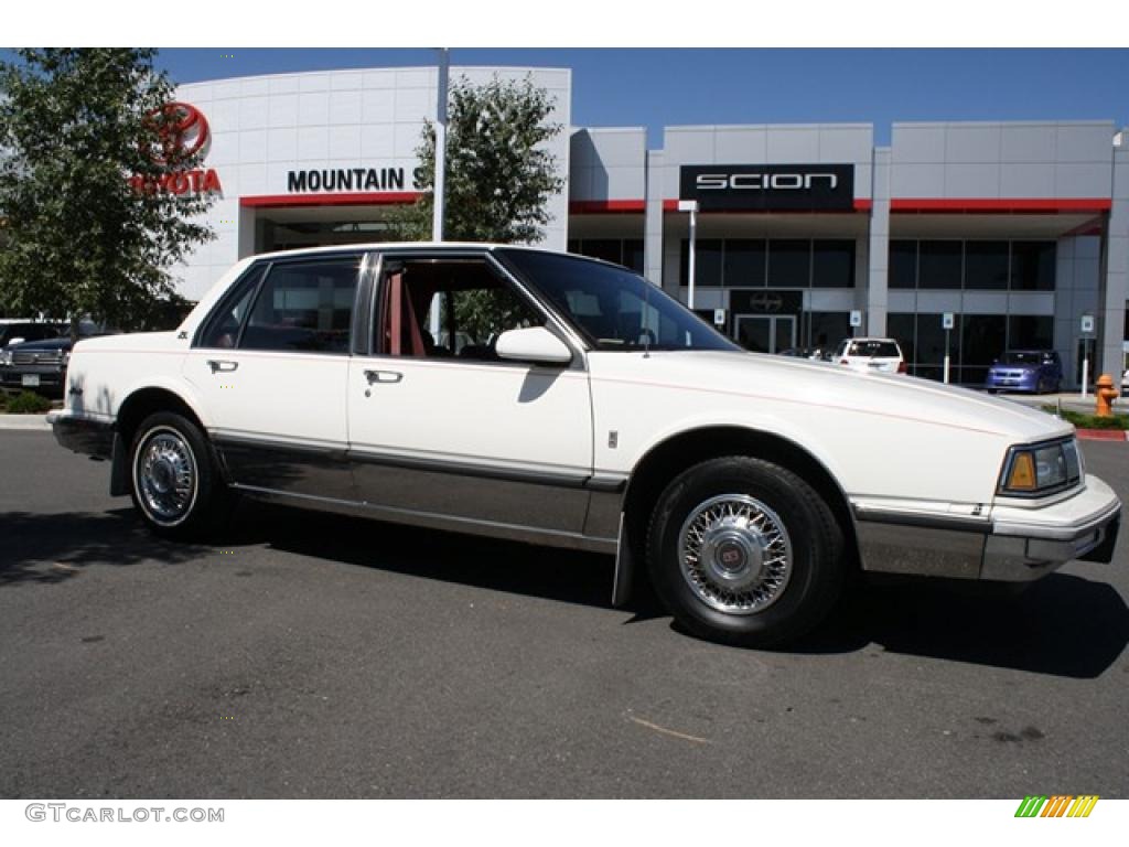 White Oldsmobile Delta 88