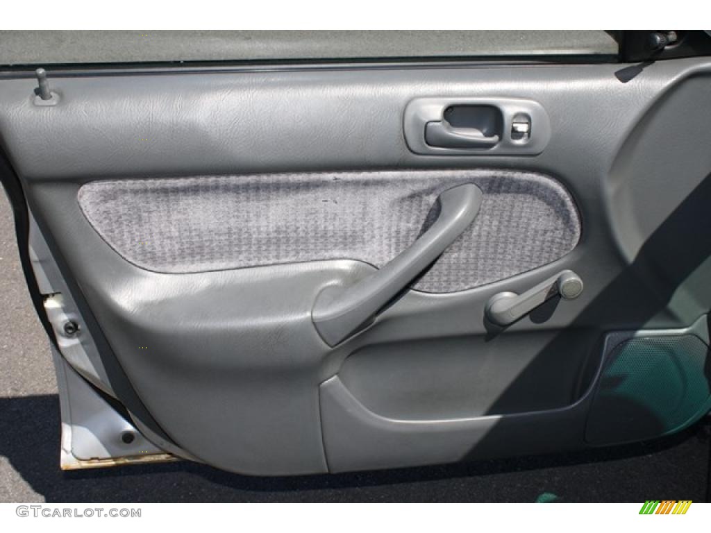 1999 Civic VP Sedan - Vogue Silver Metallic / Dark Gray photo #7