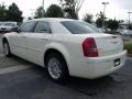 Cool Vanilla White - 300 Touring Photo No. 2